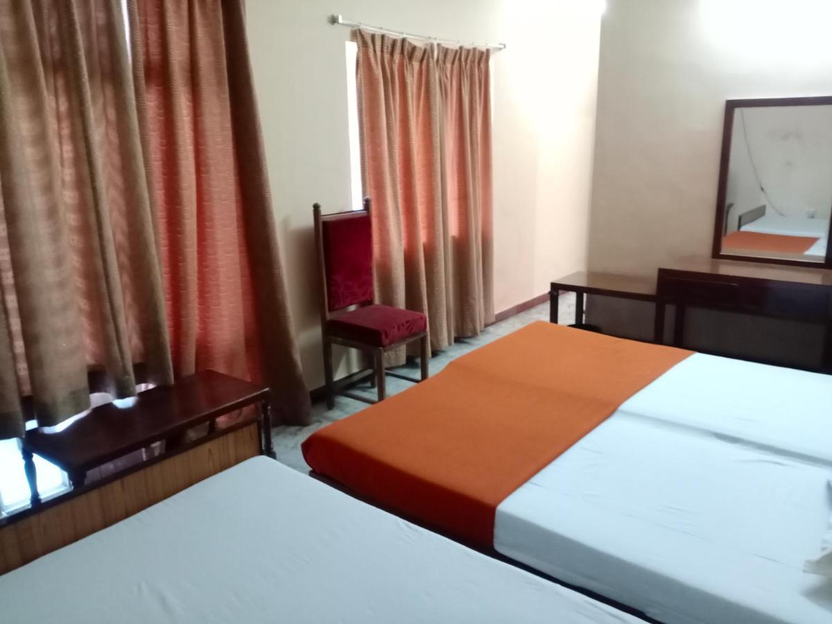 Hotel Soorya International Pondicherry Ngoại thất bức ảnh