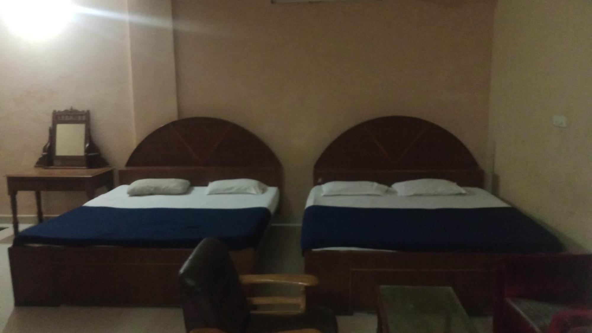 Hotel Soorya International Pondicherry Ngoại thất bức ảnh